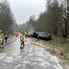 Verkehrsunfall schwer - Person eingeklemmt