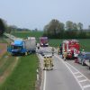 Verkehrsunfall schwer - Person eingeklemmt