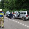 Verkehrsunfall schwer - Person eingeklemmt